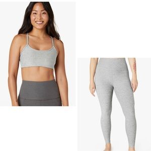 Beyond Yoga Silver Mist Set